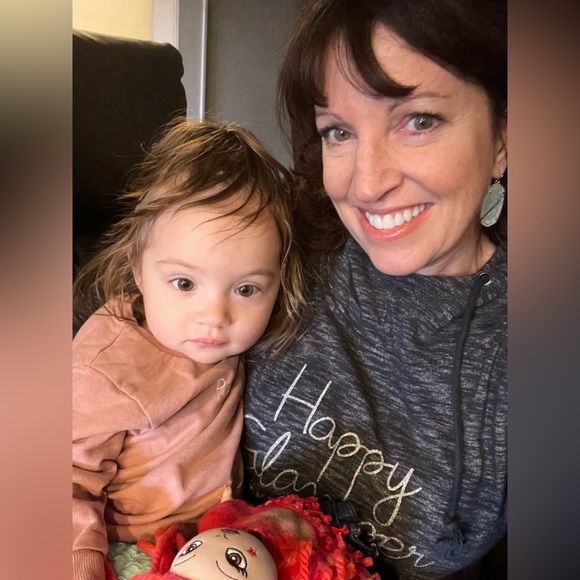 Meet your Posher, Jen - Picture 9 of 9